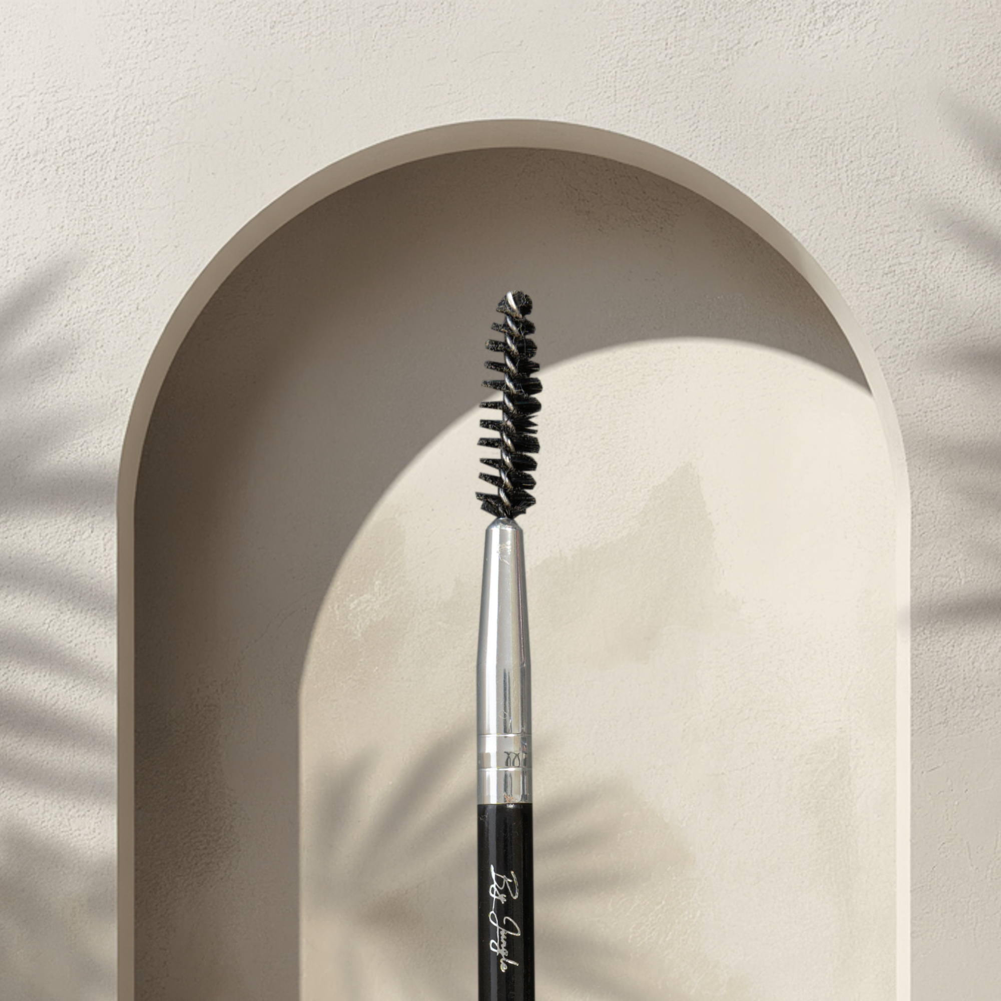 M12 Synthetic Vegan Eyebrow Grooming Brush