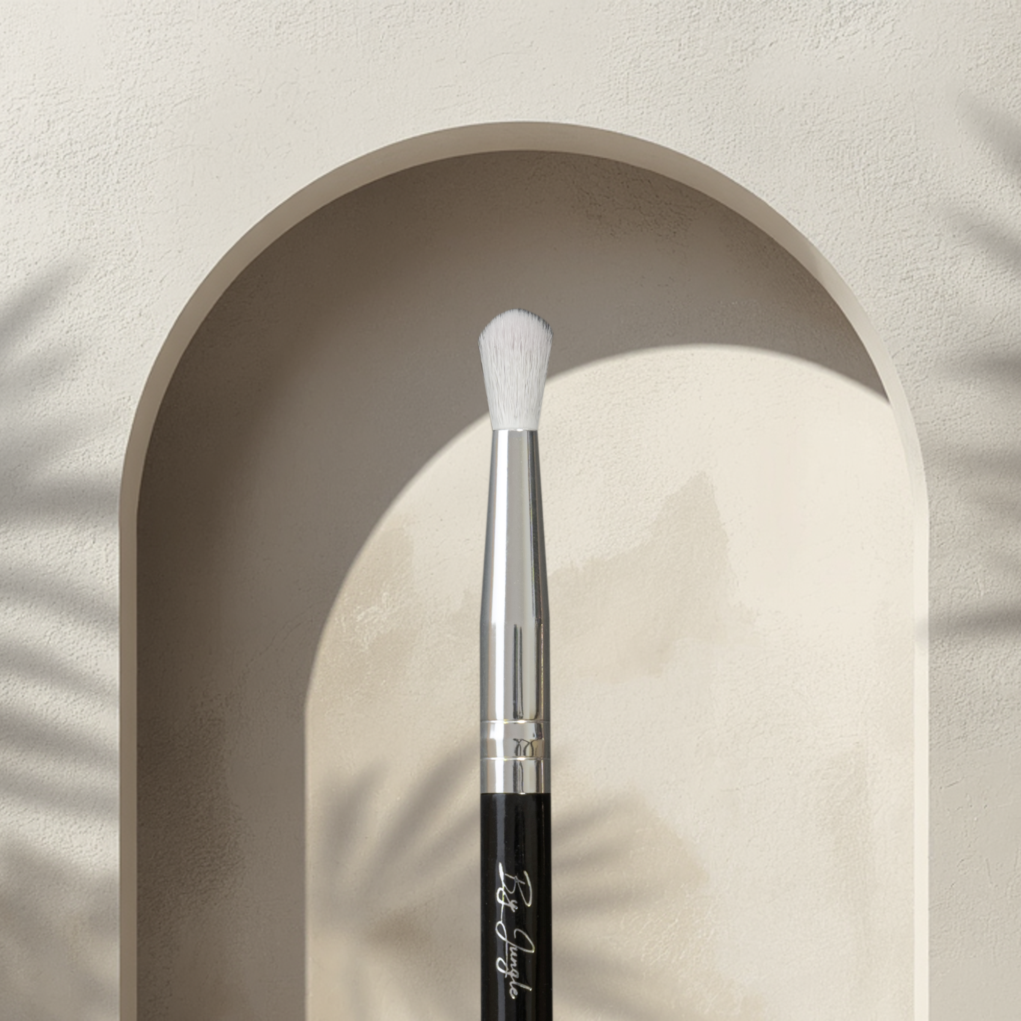 M6 Synthetic Vegan Blending Brush